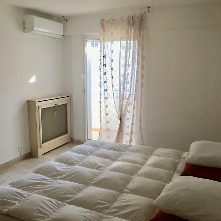 Windsor Apartment *